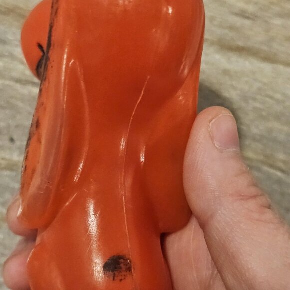 VTG 60s Red Snoopy Blowmold Figure hollow Hong Kong 4.5 inches - Crack on ear - Picture 3 of 10